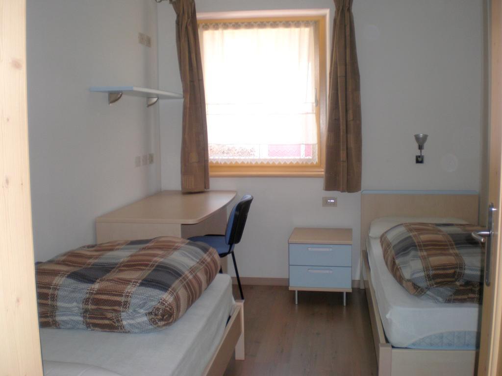 Anna Apartment Pozza di Fassa Exterior photo